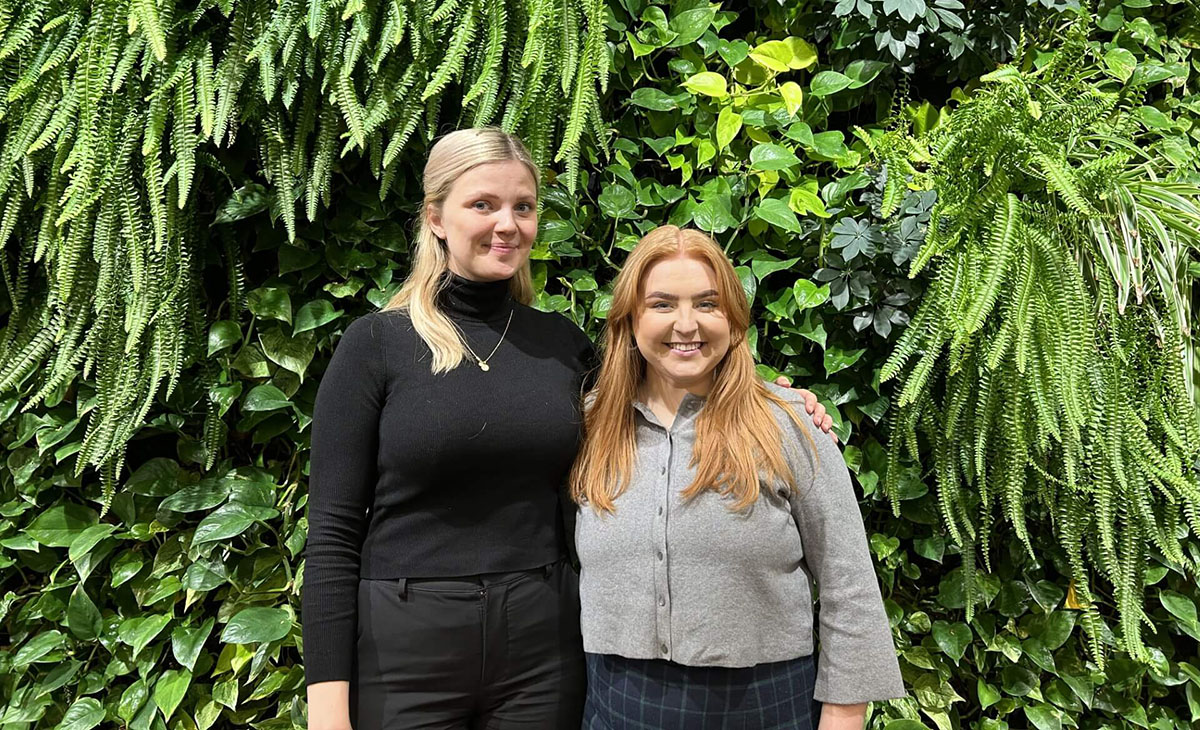 Hufvudstaden-Hanna&Alva.jpg