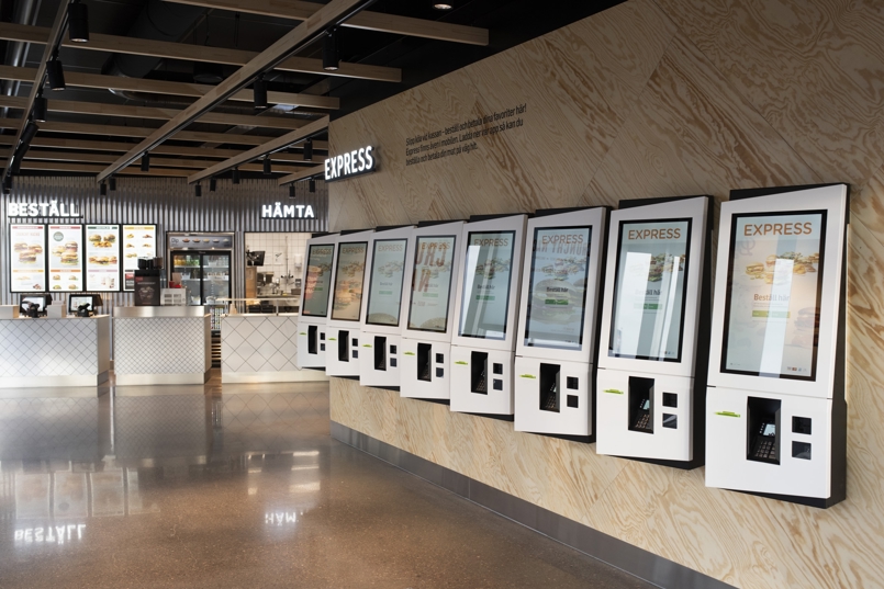 MAX interior restaurants